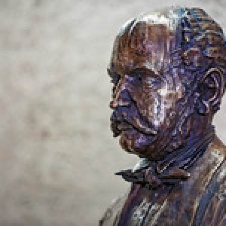 Statue of Dr. Ignaz Semmelweis Statue of Dr. Ignaz Semmelweis