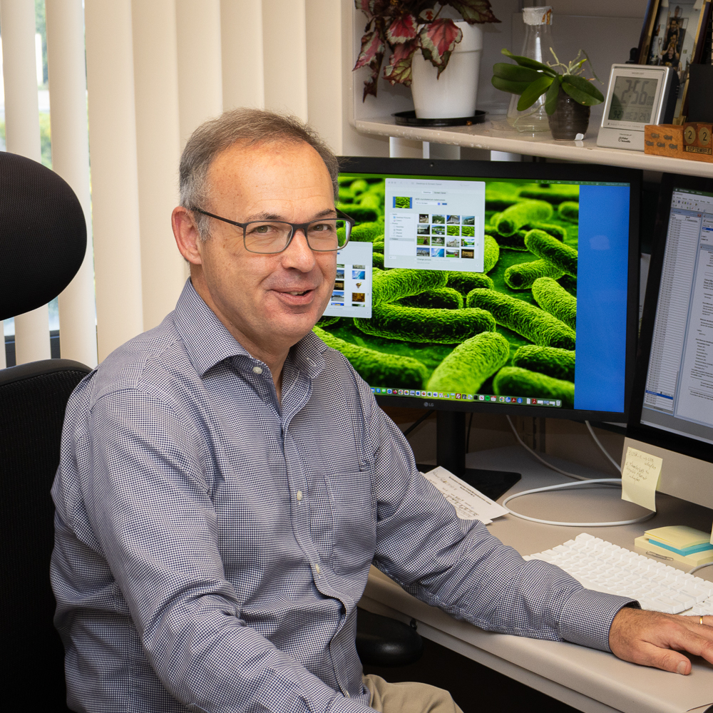 Vincent Escuyer, PhD